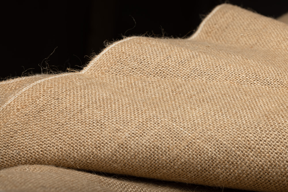 _S9A7708 Ungrudierte Jute 360g 5,2m breit